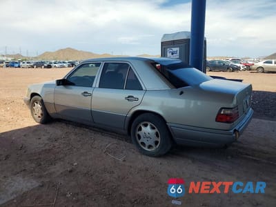 Drugie zdjęcie samochodu z przodu: 1995 MERCEDES-BENZ E 320 BASE VIN:WDBEA32E3SC173248 - miniatura