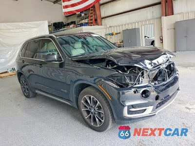 Czwarte zdjęcie samochodu z boku: 2017 BMW X5 XDRIVE35I VIN:5UXKR0C3XH0V73342 - miniatura