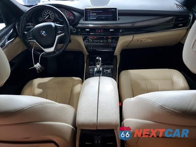 Zdjęcie 8 z 13 samochodu: 2017 BMW X5 XDRIVE35I VIN:5UXKR0C3XH0V73342 - miniatura