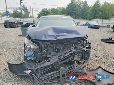 Piąte zdjęcie samochodu w środku: 2017 MAZDA 3 VIN:3MZBN1L31HM143566 - miniatura