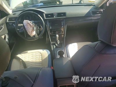 Zdjęcie 8 z 12 samochodu: 2015 VOLKSWAGEN PASSAT SE VIN:1VWBT7A36FC008125 - miniatura