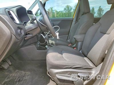 Zdjęcie 7 z 13 samochodu: 2018 JEEP RENEGADE SPORT VIN:ZACCJBAB8JPG97967 - miniatura