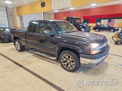 Czwarte zdjęcie samochodu z boku: 2003 CHEVROLET SILVERADO K1500 VIN:2GCEK19T031270289 - miniatura
