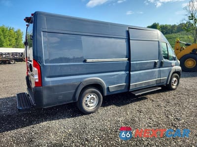 Trzecie zdjęcie samochodu z tyłu: 2019 RAM PROMASTER 3500 DELIVERY VAN VIN:3C6URVJGXKE551411 - miniatura