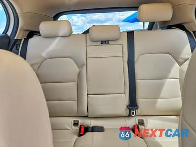 Zdjęcie 10 z 14 samochodu: 2020 MERCEDES-BENZ GLA 250 4MATIC VIN:WDCTG4GB9LU022237 - miniatura