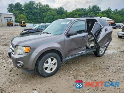 2012 FORD ESCAPE XLT 1FMCU9D77CKB89070 - główne zdjęcie licytacji z USA - miniatura