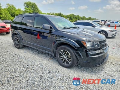 Czwarte zdjęcie samochodu z boku: 2018 DODGE JOURNEY SE VIN:3C4PDCAB1JT319383 - miniatura