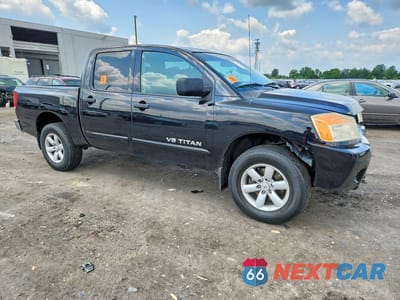 Czwarte zdjęcie samochodu z boku: 2012 NISSAN TITAN SV VIN:1N6AA0EC2CN323491 - miniatura