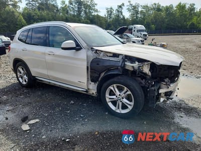 Czwarte zdjęcie samochodu z boku: 2018 BMW X3 XDRIVE30I VIN:5UXTR9C5XJLC79831 - miniatura