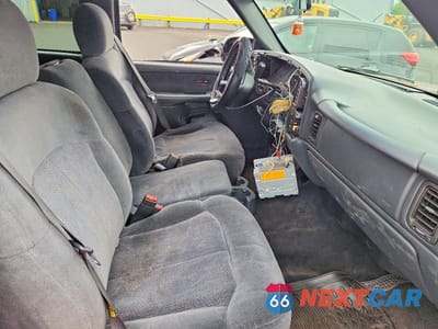 Zdjęcie 7 z 13 samochodu: 2001 CHEVROLET SILVERADO K1500 VIN:1GCEK19T31E157979 - miniatura