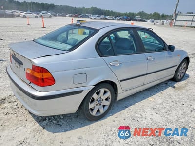 Trzecie zdjęcie samochodu z tyłu: 2004 BMW 325 I VIN:WBAET374X4NJ42238 - miniatura