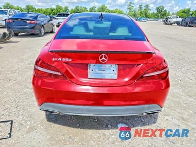 Zdjęcie 6 z 12 samochodu: 2018 MERCEDES-BENZ CLA 250 VIN:WDDSJ4EBXJN631159 - miniatura