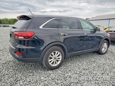 Trzecie zdjęcie samochodu z tyłu: 2019 KIA SORENTO LX VIN:5XYPG4A37KG532417 - miniatura