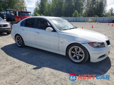 Czwarte zdjęcie samochodu z boku: 2006 BMW 330 I VIN:WBAVB33506PS12838 - miniatura
