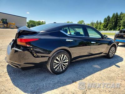 Trzecie zdjęcie samochodu z tyłu: 2025 NISSAN ALTIMA SV VIN:1N4BL4DV9SN350249 - miniatura