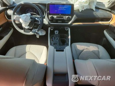 Zdjęcie 8 z 13 samochodu: 2026 TOYOTA GRAND HIGHLANDER HYBRID LIMITED VIN:5TDACAB56TS090203 - miniatura