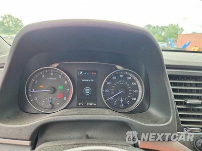 Zdjęcie 9 z 13 samochodu: 2017 HYUNDAI ELANTRA LIMITED VIN:KMHD84LF0HU262375 - miniatura