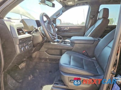 Zdjęcie 7 z 13 samochodu: 2025 CHEVROLET TAHOE K1500 Z71 VIN:1GNS6PRD8SR416647 - miniatura