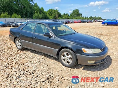 Czwarte zdjęcie samochodu z boku: 1999 LEXUS ES 300 VIN:JT8BF28G2X0213738 - miniatura