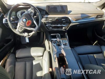 Zdjęcie 8 z 12 samochodu: 2018 BMW 530 I VIN:WBAJA5C55JWA36030 - miniatura