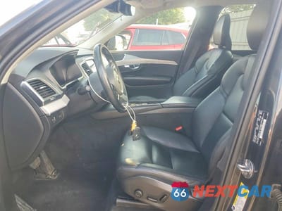 Zdjęcie 7 z 13 samochodu: 2022 VOLVO XC90 T5 MOMENTUM VIN:YV4102PK5N1849319 - miniatura