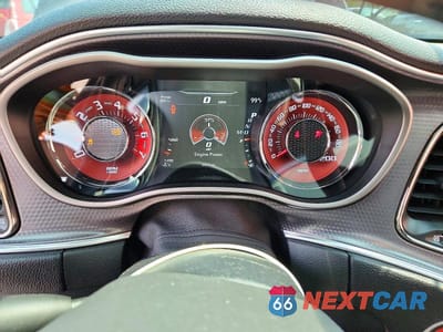 Zdjęcie 9 z 12 samochodu: 2016 DODGE CHALLENGER SRT HELLCAT VIN:2C3CDZC97GH314612 - miniatura