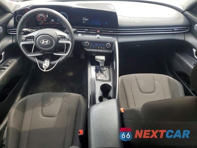 Zdjęcie 8 z 12 samochodu: 2024 HYUNDAI ELANTRA SEL VIN:KMHLM4DG2RU779080 - miniatura