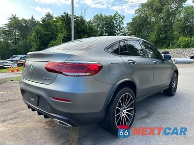 Trzecie zdjęcie samochodu z tyłu: 2021 MERCEDES-BENZ GLC COUPE 300 4MATIC VIN:W1N0J8EB2MF894388 - miniatura
