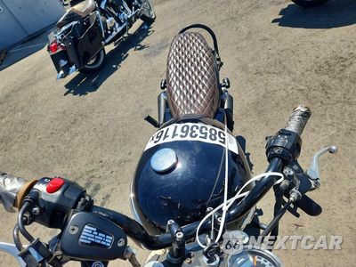 Piąte zdjęcie samochodu w środku: 2016 TRIUMPH MOTORCYCLE BONNEVILLE T100 VIN:SMT910K13GT729811 - miniatura