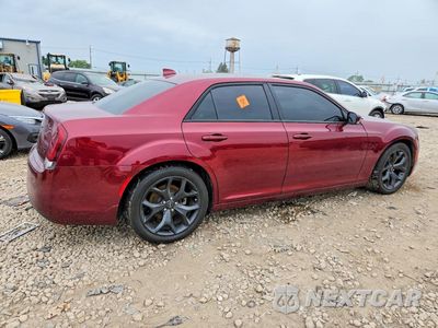 Trzecie zdjęcie samochodu z tyłu: 2023 CHRYSLER 300 S VIN:2C3CCABG9PH562140 - miniatura