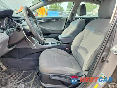 Zdjęcie 7 z 12 samochodu: 2014 HYUNDAI SONATA GLS VIN:5NPEB4AC2EH912185 - miniatura