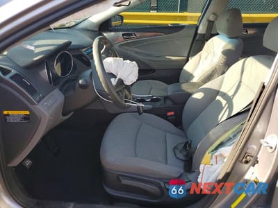 Zdjęcie 13 z 24 samochodu: 2015 HYUNDAI SONATA HYBRID BASE VIN:KMHEC4A48FA133934 - miniatura