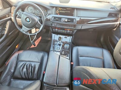 Zdjęcie 8 z 12 samochodu: 2015 BMW 528 XI VIN:WBA5A7C52FD624609 - miniatura