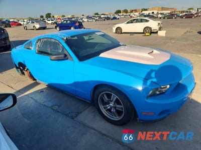 Czwarte zdjęcie samochodu z boku: 2011 FORD MUSTANG VIN:1ZVBP8AM7B5126282 - miniatura