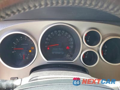 Zdjęcie 9 z 13 samochodu: 2014 TOYOTA SEQUOIA LIMITED VIN:5TDKY5G12ES055373 - miniatura