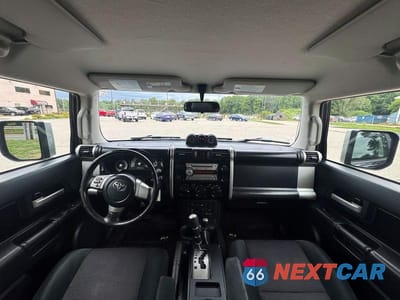 Zdjęcie 8 z 12 samochodu: 2008 TOYOTA FJ CRUISER BASE VIN:JTEBU11F58K032394 - miniatura
