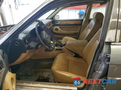 Zdjęcie 7 z 12 samochodu: 1989 JAGUAR XJ6 VIN:SAJHY1543KC581123 - miniatura