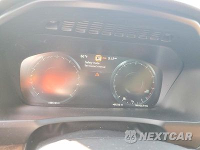 Zdjęcie 9 z 14 samochodu: 2016 VOLVO XC90 T6 VIN:YV4A22PK9G1045991 - miniatura