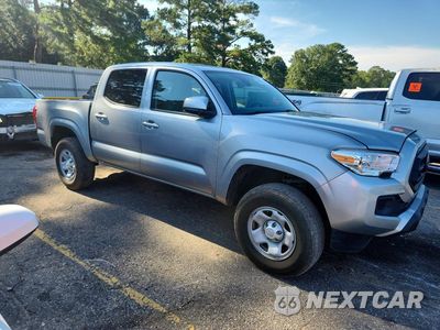 Czwarte zdjęcie samochodu z boku: 2023 TOYOTA TACOMA SR V6 VIN:3TMCZ5AN7PM608535 - miniatura