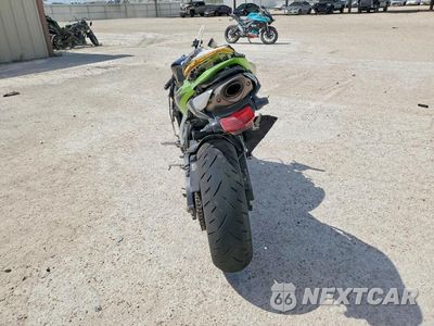 Czwarte zdjęcie samochodu z boku: 2009 HONDA CBR600 RR VIN:JH2PC40029K204644 - miniatura