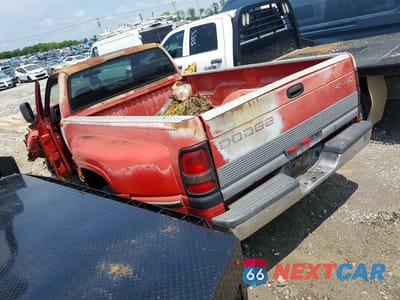 Drugie zdjęcie samochodu z przodu: 1994 DODGE RAM 3500 VIN:1B7MC36C6RS686722 - miniatura