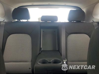 Zdjęcie 10 z 13 samochodu: 2020 HYUNDAI KONA SE VIN:KM8K12AAXLU428837 - miniatura