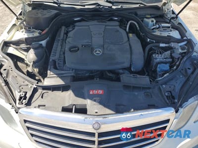 Zdjęcie 11 z 12 samochodu: 2012 MERCEDES-BENZ E 350 VIN:WDDHF5KB1CA543312 - miniatura