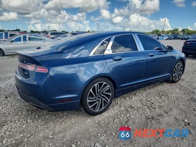 Trzecie zdjęcie samochodu z tyłu: 2019 LINCOLN MKZ VIN:3LN6L5A98KR627068 - miniatura