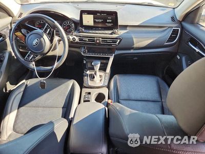 Zdjęcie 8 z 14 samochodu: 2021 KIA SELTOS SX VIN:KNDETCA26M7164168 - miniatura
