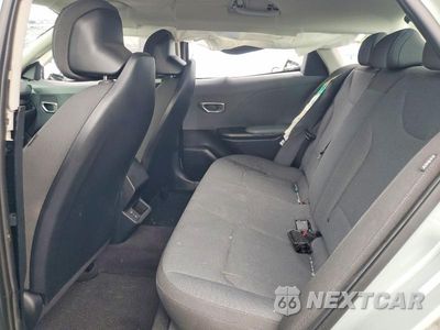 Zdjęcie 10 z 12 samochodu: 2025 KIA K4 LXS VIN:3KPFT4DE7SE008962 - miniatura