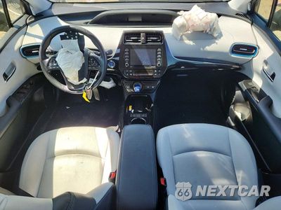 Zdjęcie 8 z 12 samochodu: 2022 TOYOTA PRIUS VIN:JTDKAMFU6N3178539 - miniatura