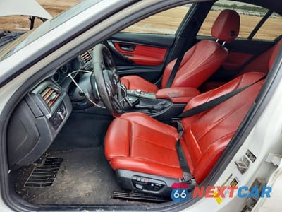 Zdjęcie 7 z 12 samochodu: 2013 BMW 328 I VIN:WBA3A5C52DF351944 - miniatura