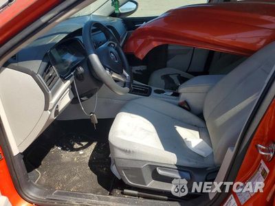 Zdjęcie 7 z 12 samochodu: 2019 VOLKSWAGEN JETTA S VIN:3VWC57BU0KM151554 - miniatura