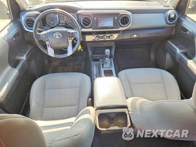 Zdjęcie 8 z 12 samochodu: 2017 TOYOTA TACOMA SR5 V6 VIN:5TFAZ5CN1HX025121 - miniatura
